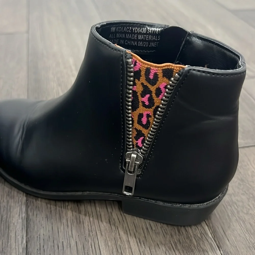 Sugar black dress booties with zippers and cheetah print
